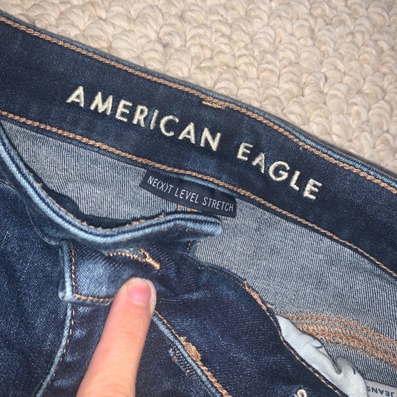 AMERICAN EAGLE RIPPED SKINNY JEANS - Picture 2 of 3